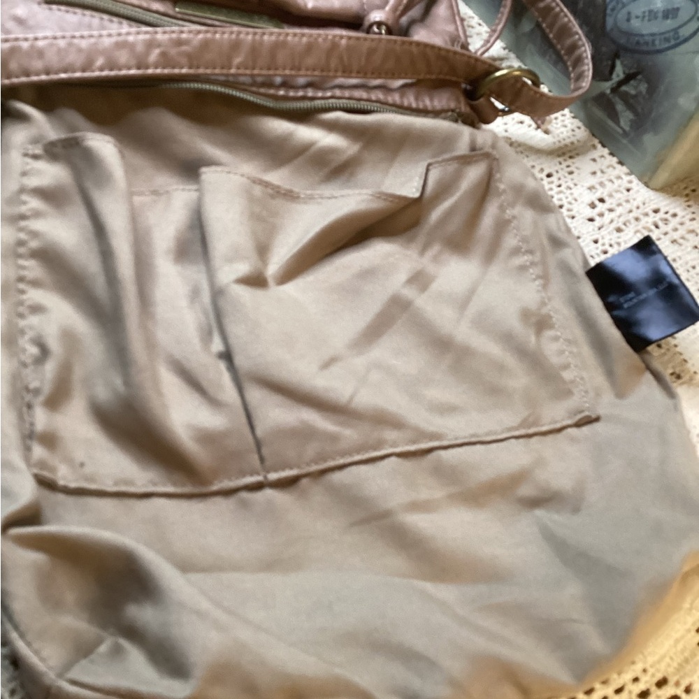 Stone Mountain Women's Tan Crossbody Bag - Picture 13 of 14